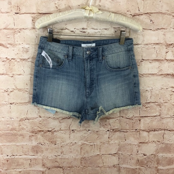 NWT Aritzia Talula Jean Shorts - Picture 2 of 6